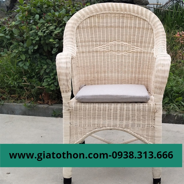 GHẾ ĐAN NHỰA MÂY PHONG CÁCH CỔ ĐIỂN bàn ghế nhựa mây thanh lí