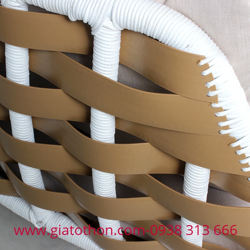 GIƯỜNG NHỰA GIẢ GỖ TREO NGOÀI TRỜI CÓ ĐỆM GIÁ TỐT giuong-tam-nang-gia-tot