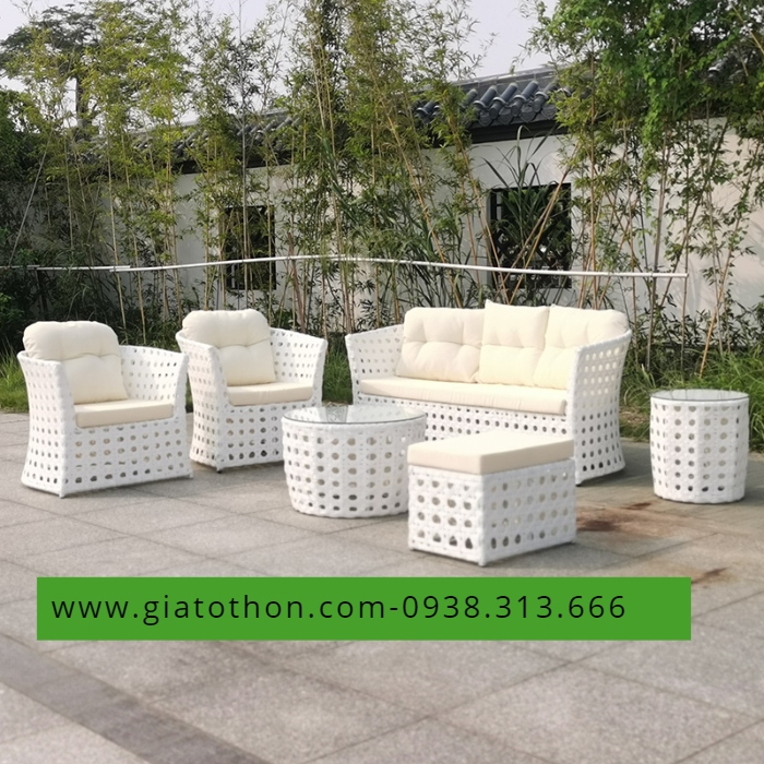 sofa mây nhựa phòng khách